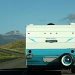 Türkiye’de Karavan Kampı Yapılabilecek En Güzel Yerler (Güncel) Karavanda Elektrik, Su ve Tuvalet Sistemi Nasıl Çalışır?