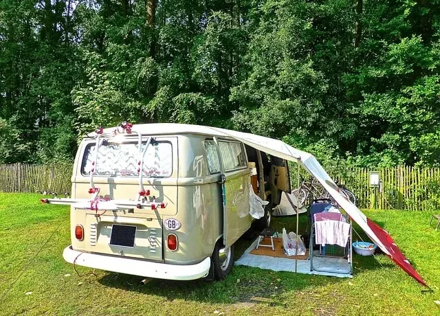 Türkiye’de Karavan Kampı Yapılabilecek En Güzel Yerler (Güncel) zeus-karavan-parkı